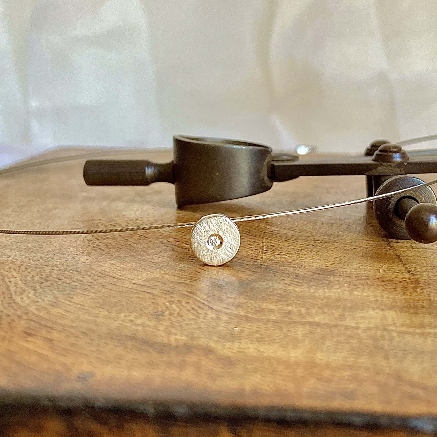 Joyas artesanales Gargantilla Elba Plata y Diamante