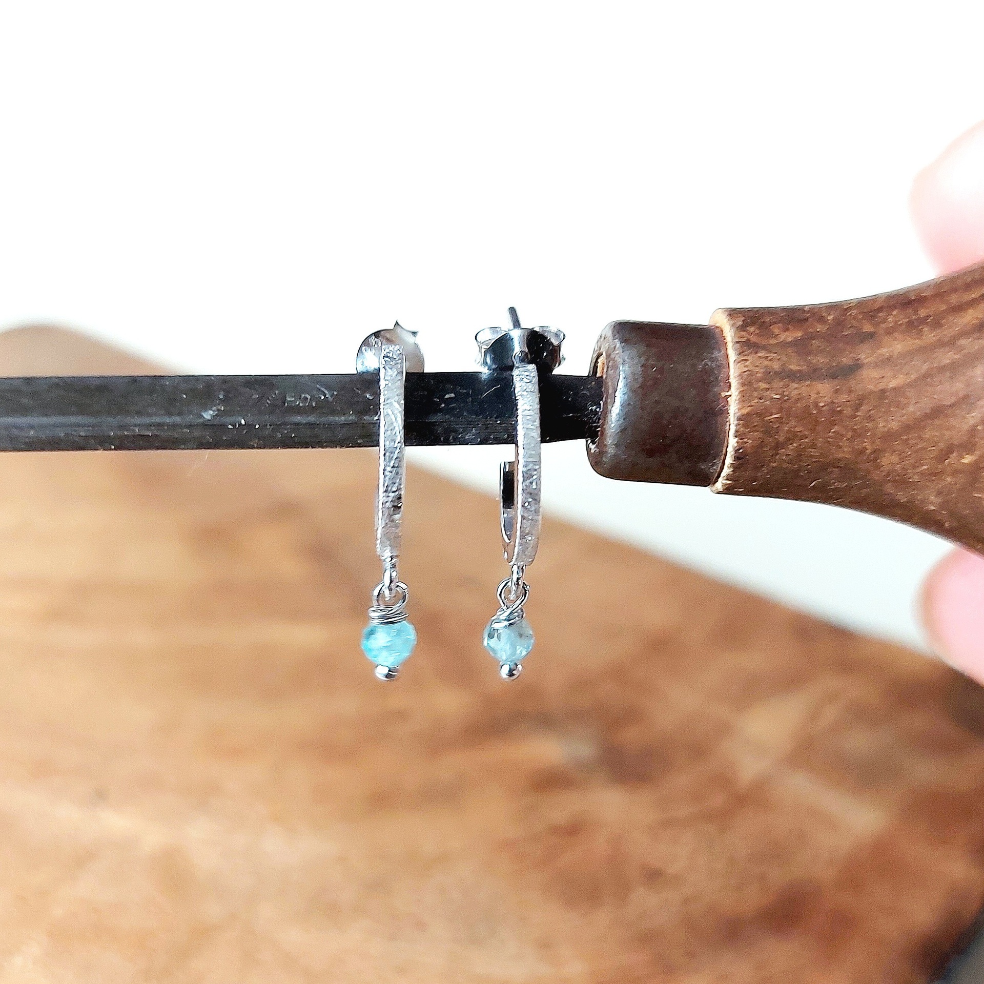 Pendientes artesanales lara