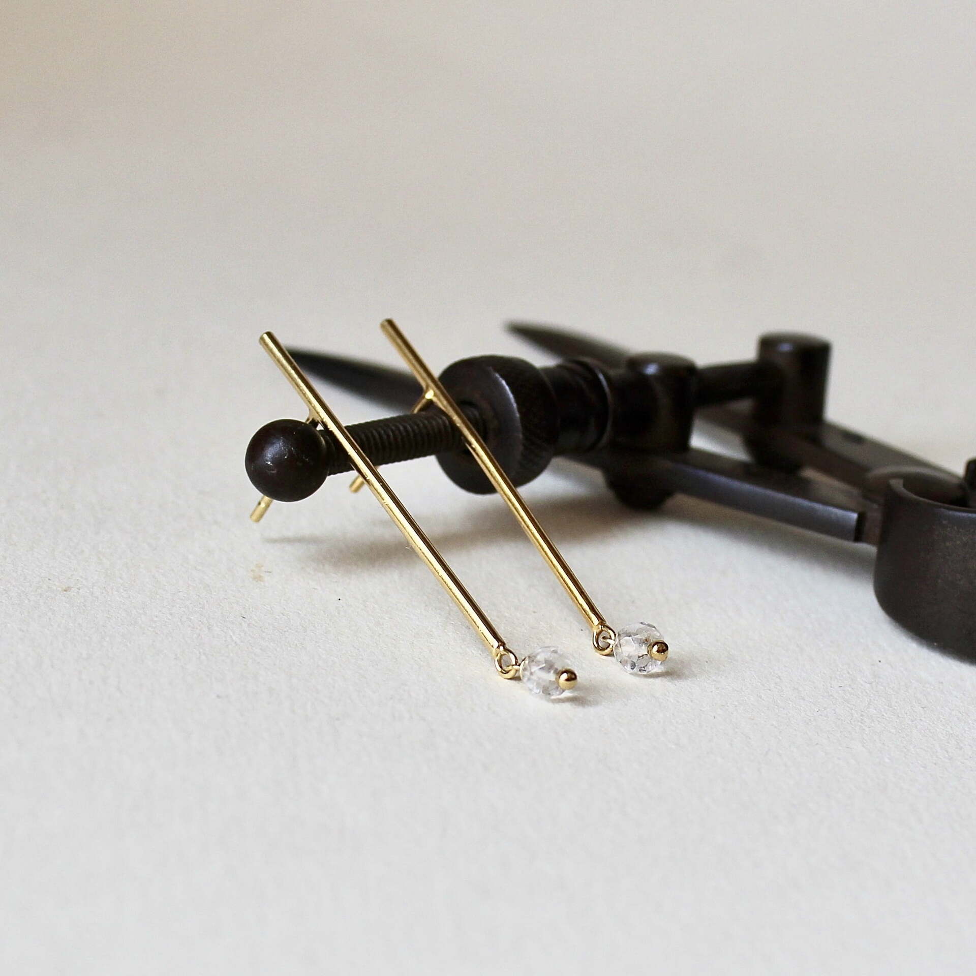 Joyas hechas a mano Pendientes AIDA en plata con baño de oro grande