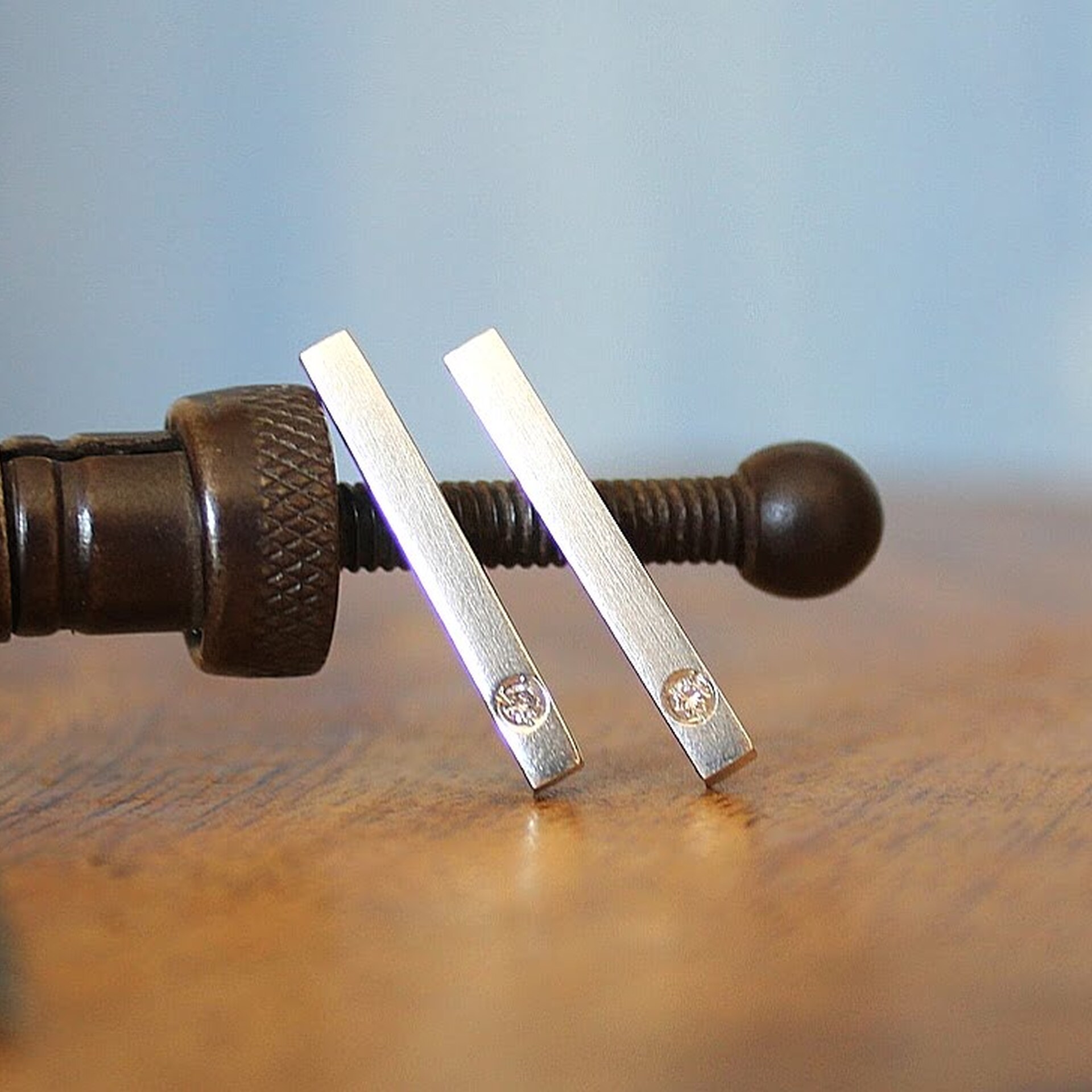 Joyas hechas a mano Pendientes Nara Diamante y Plata grande