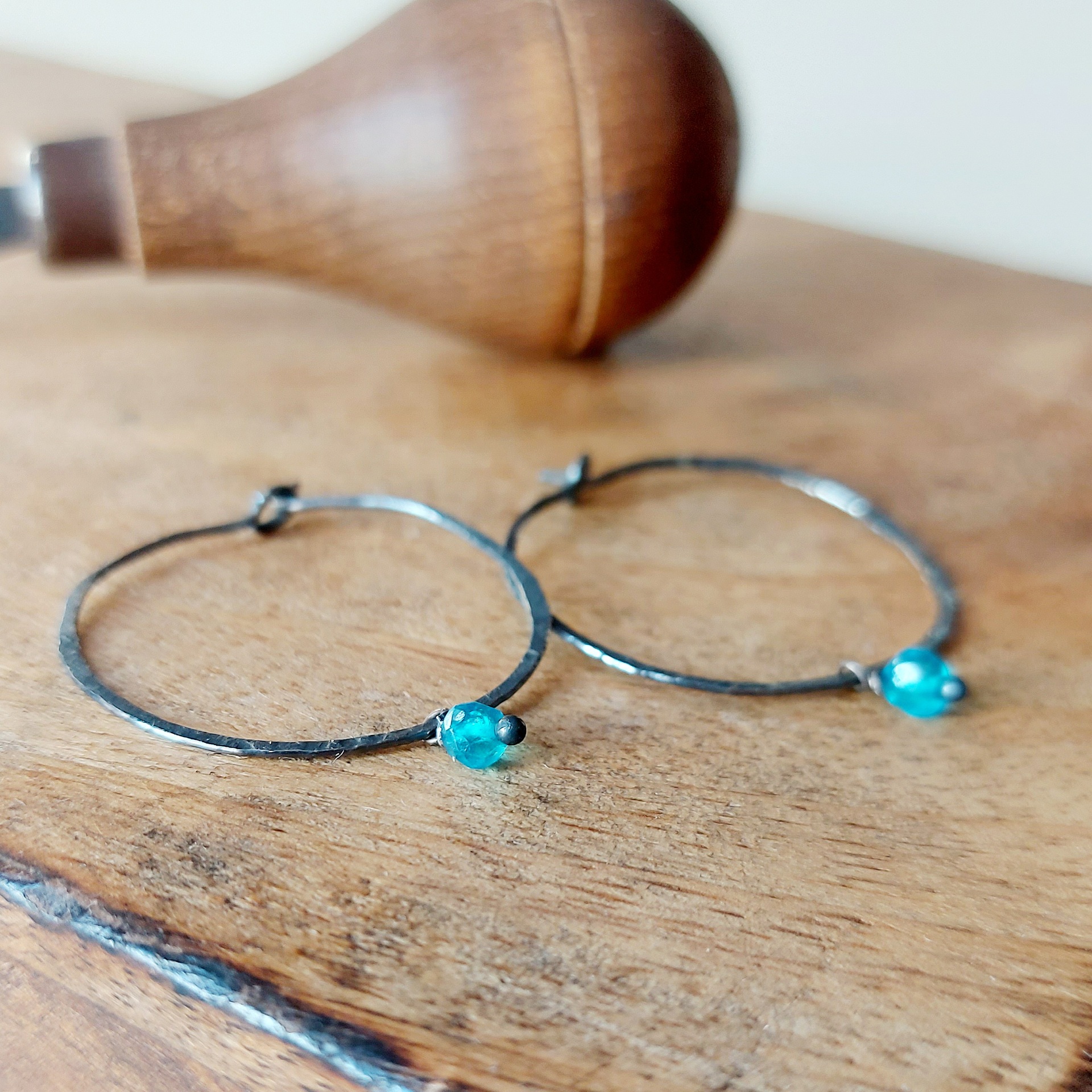 pendientes artesanales gatnau