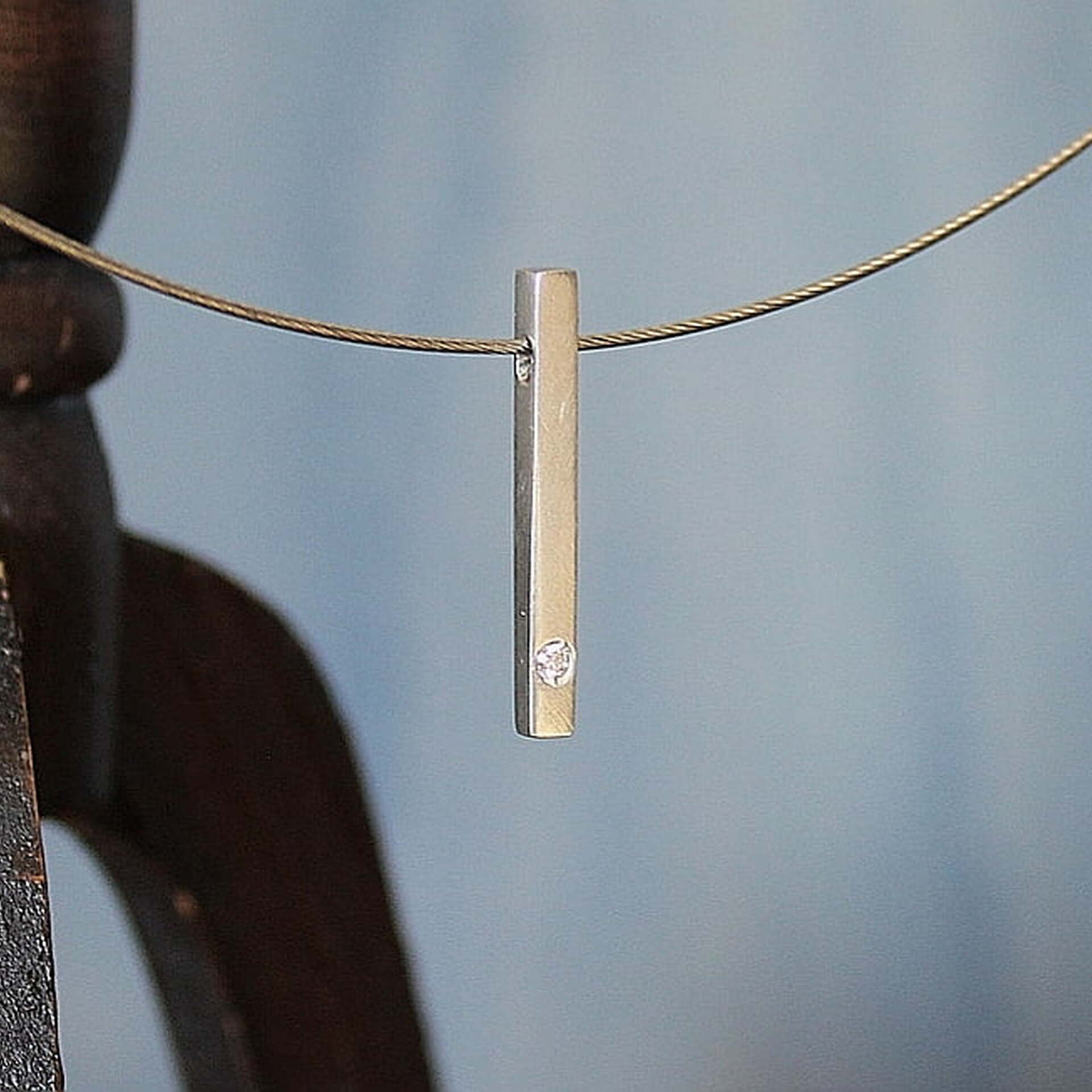 Joyas hechas a mano Colgante Nara Diamante y Plata