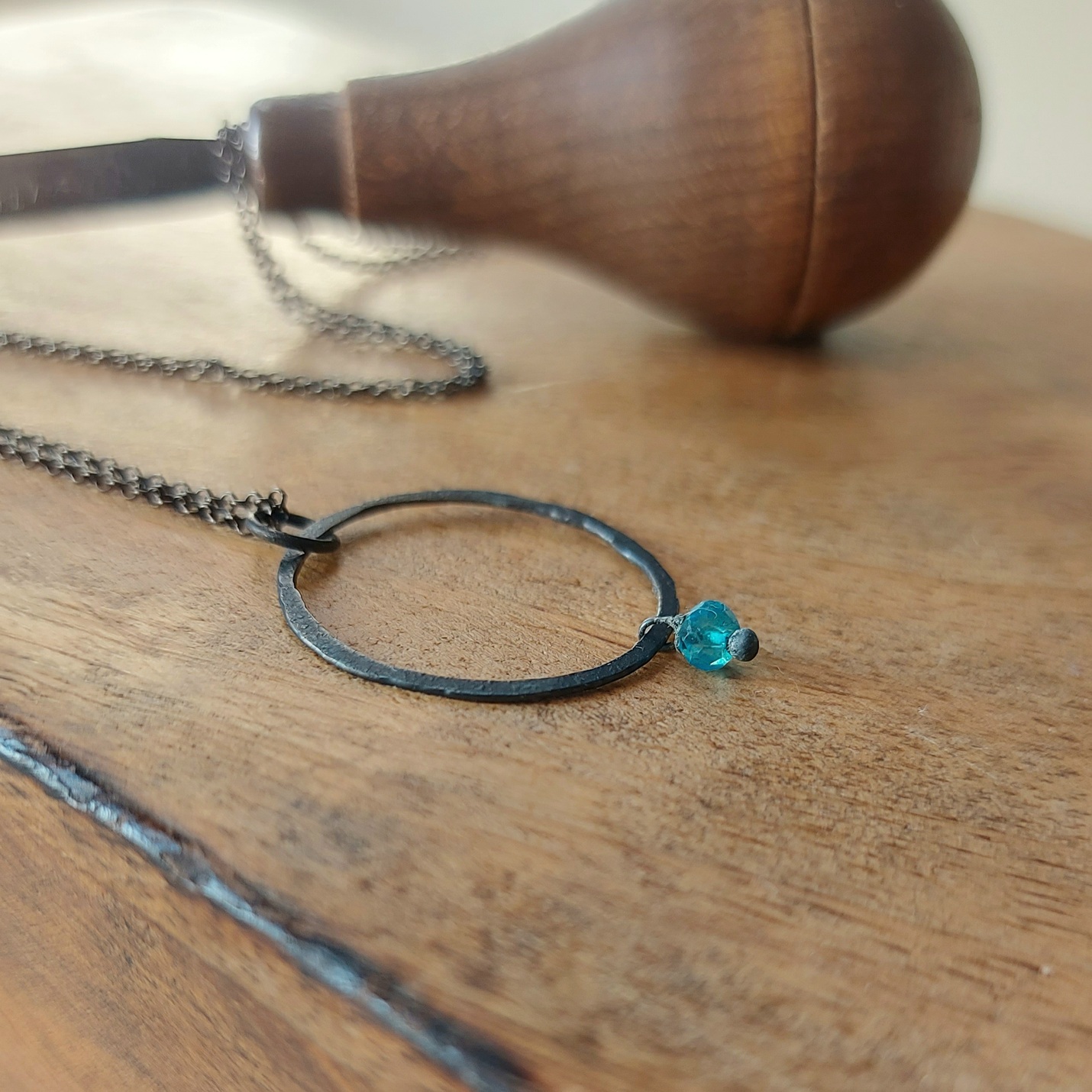 colgantes artesanales gatnau