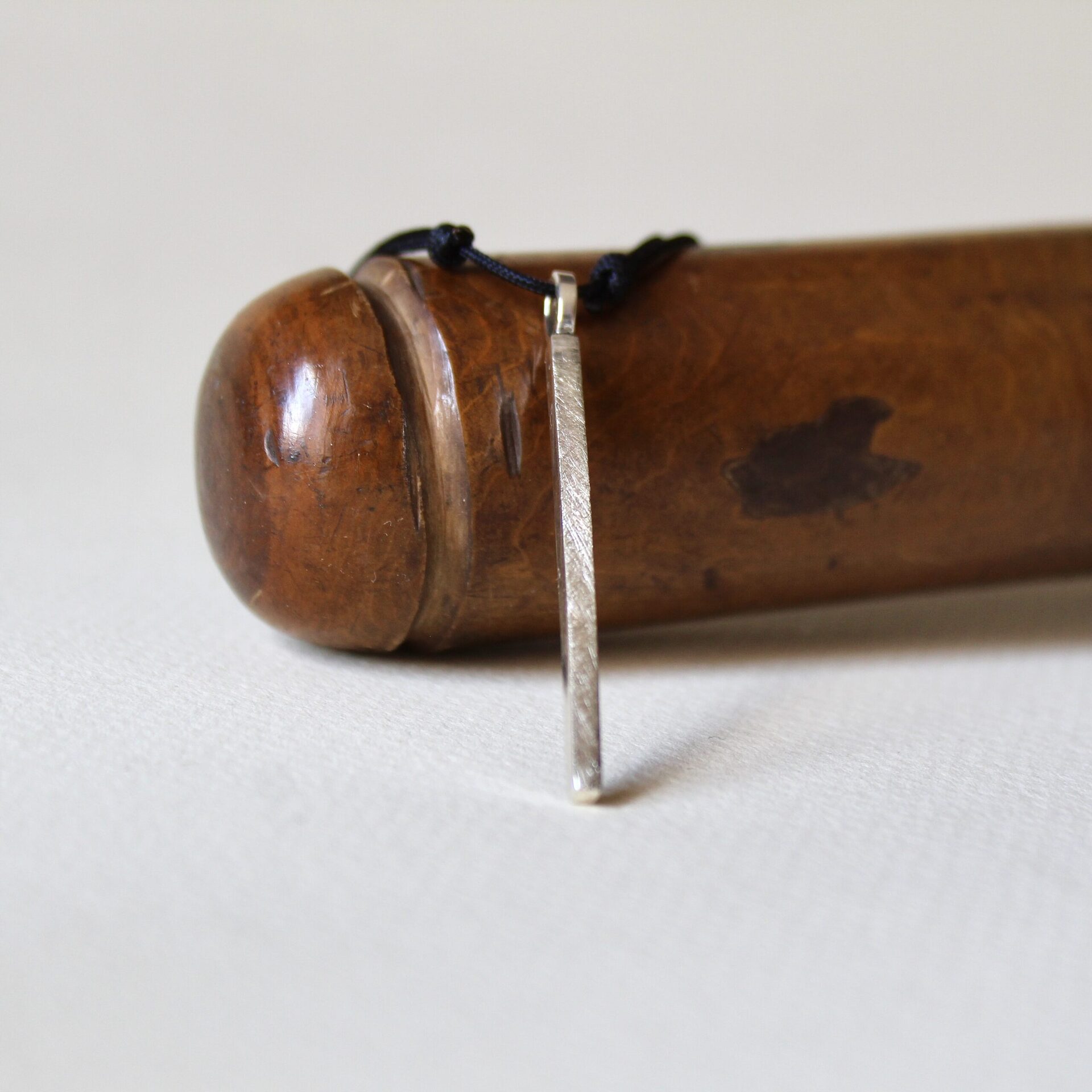 joyas artesanales colgante hombre