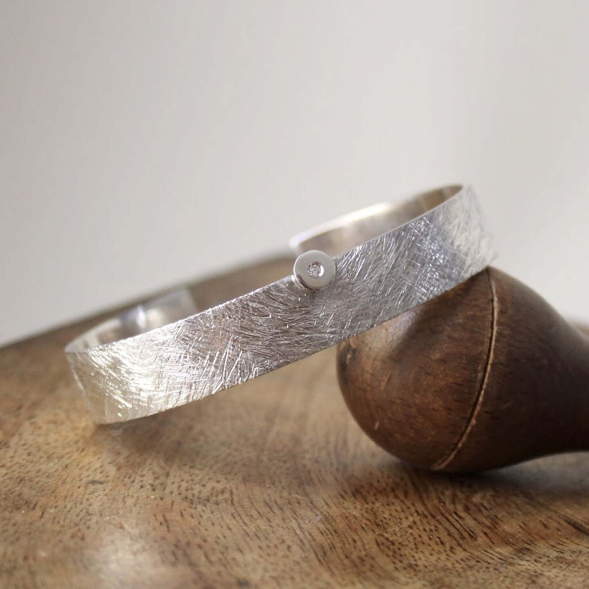 Esclava Button Plata y Diamante