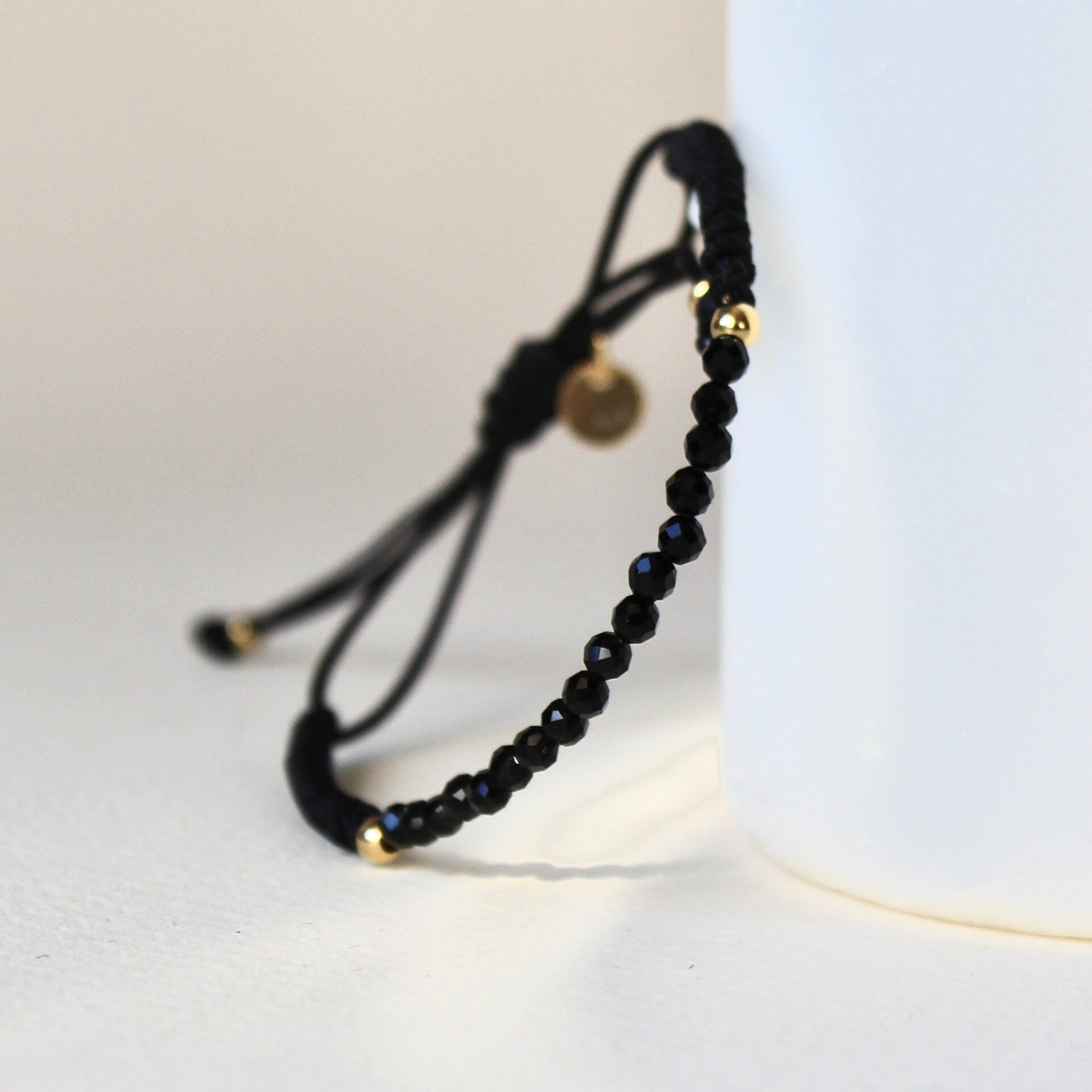 Joyas artesanales Pulsera Martina Espinela y Plata con Baño de Oro