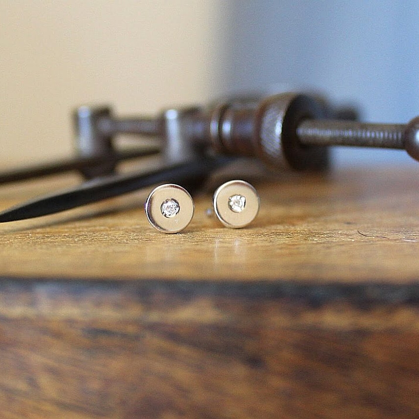 Pendiente Button Diamante pequeño