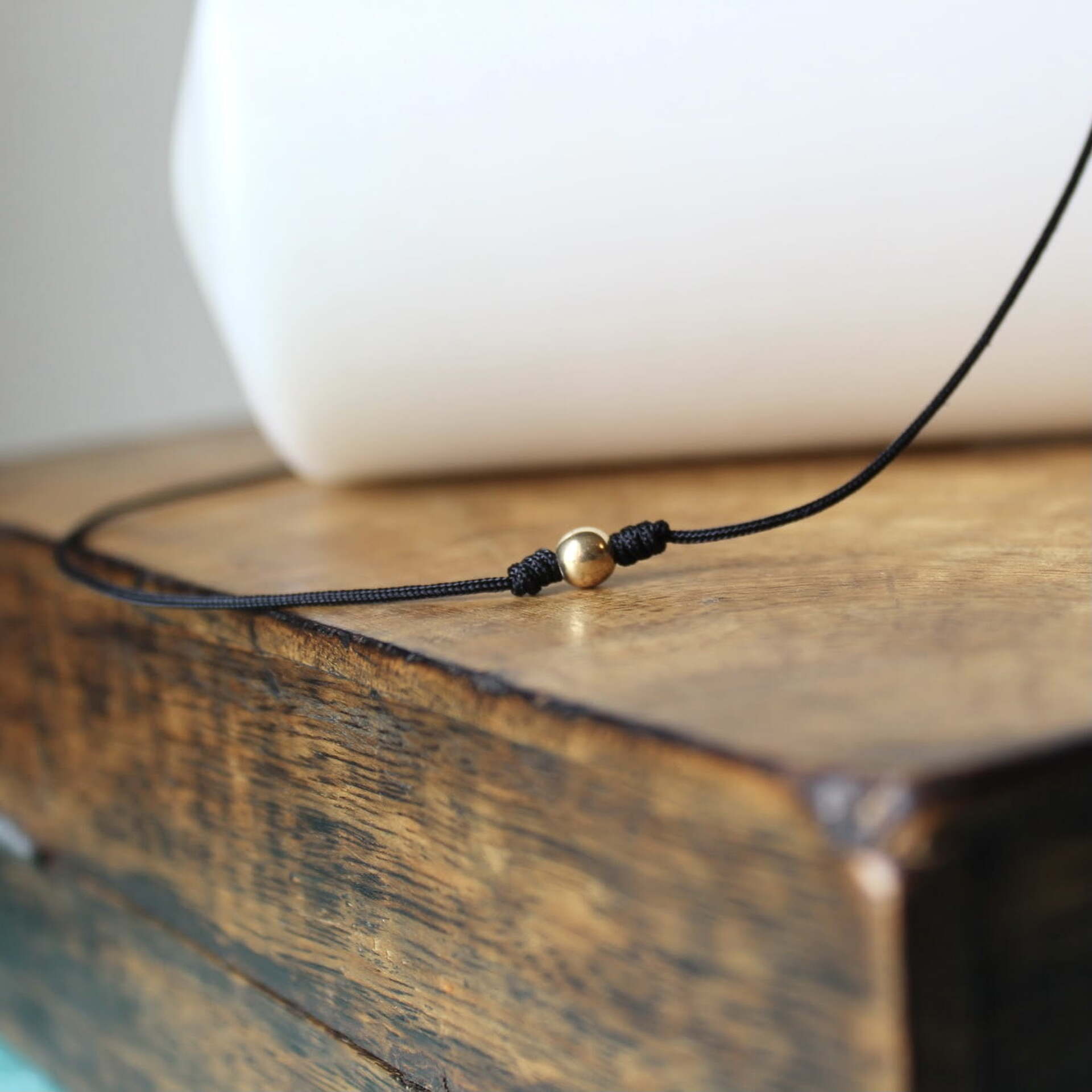 Joyas artesanales Gargantilla Round Oro con Cordón