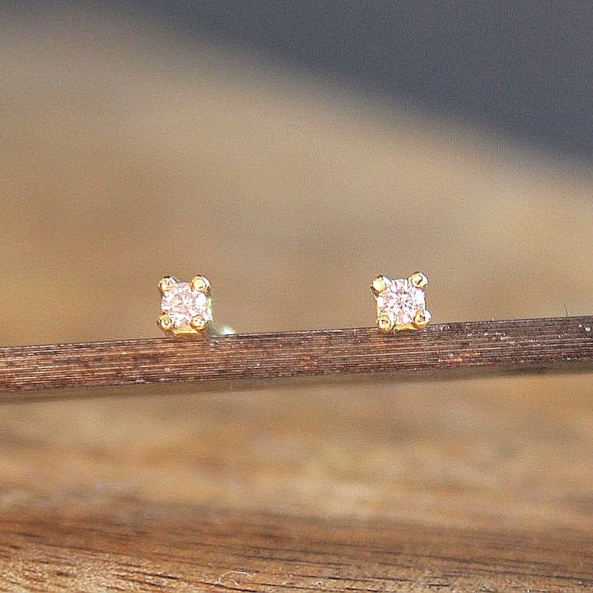 Joyas artesanales Pendiente-piercing Juliette Oro y Diamante