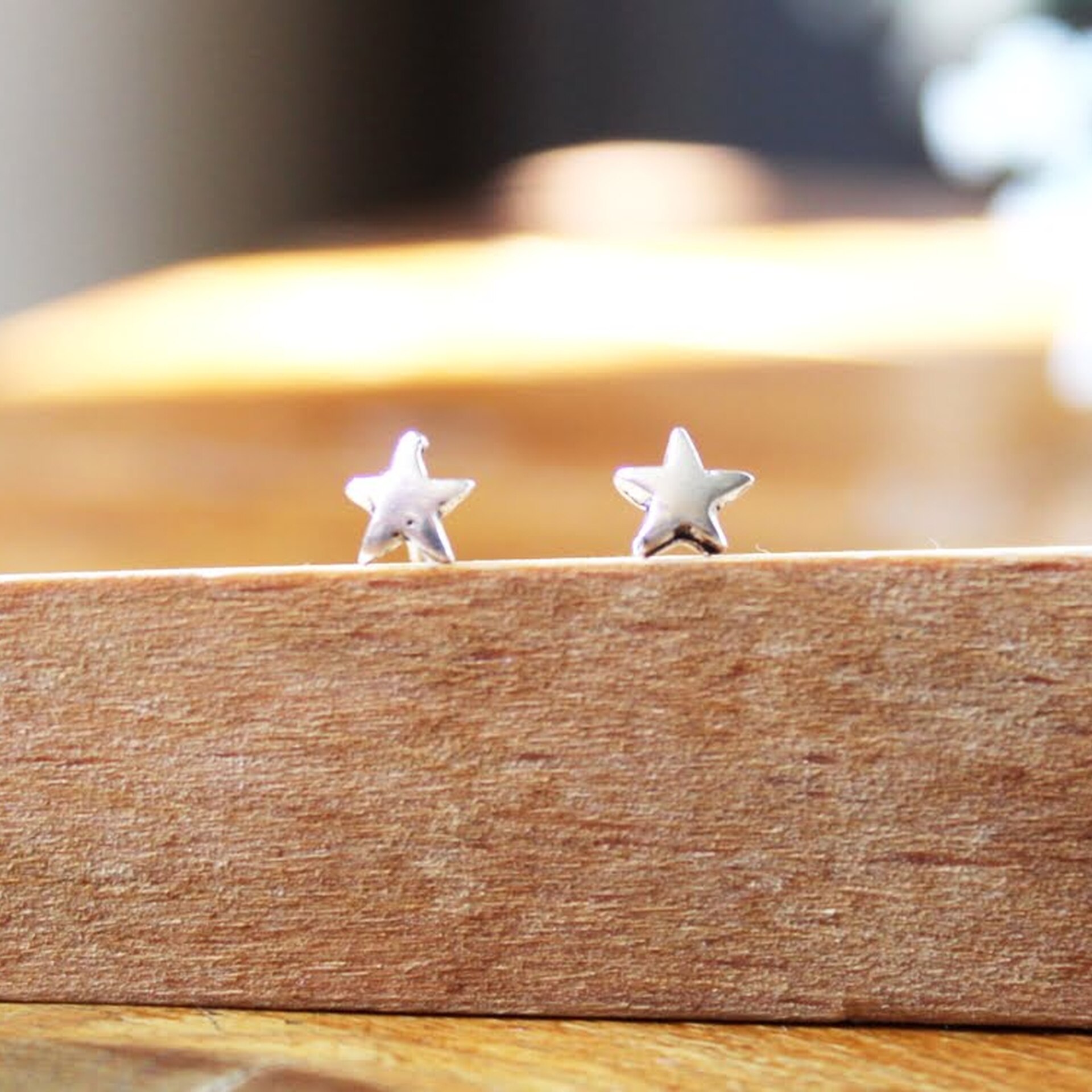 Pendiente mini estrella