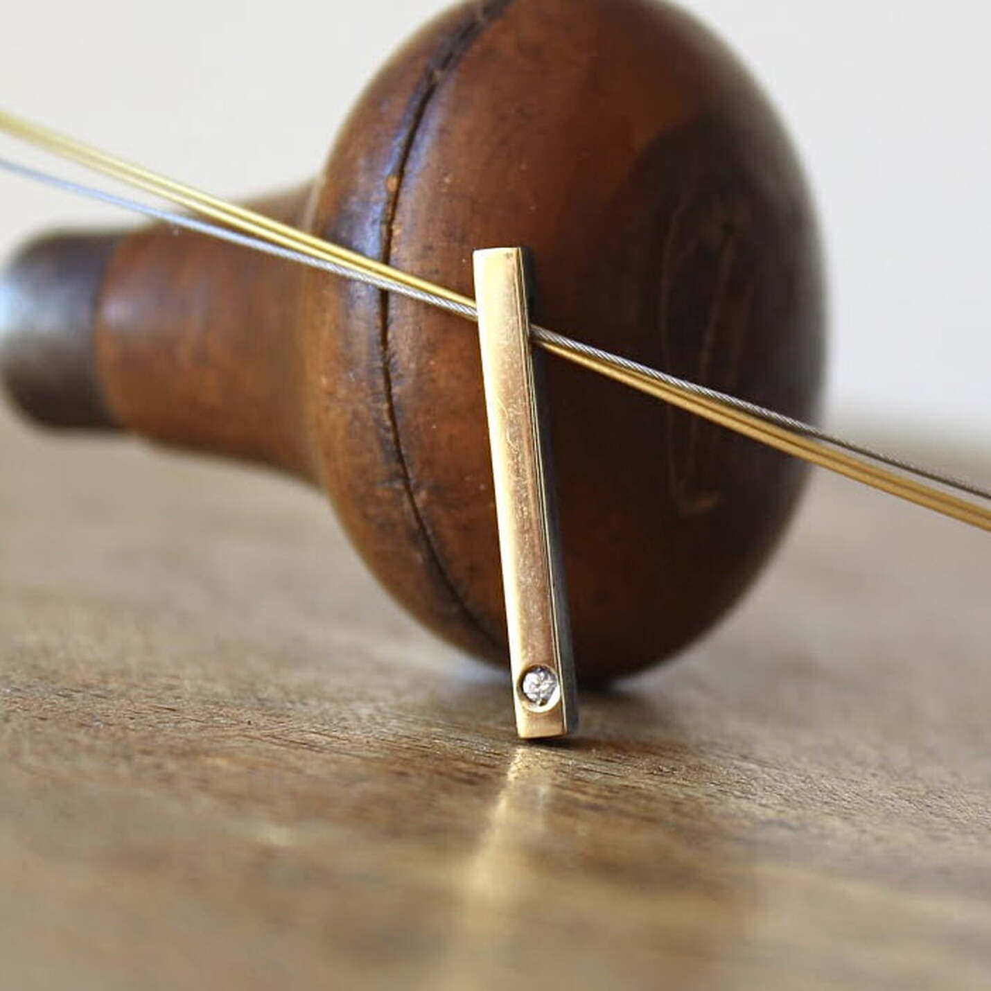 Joyas artesanales Colgante Eider Oro, Diamante y Plata