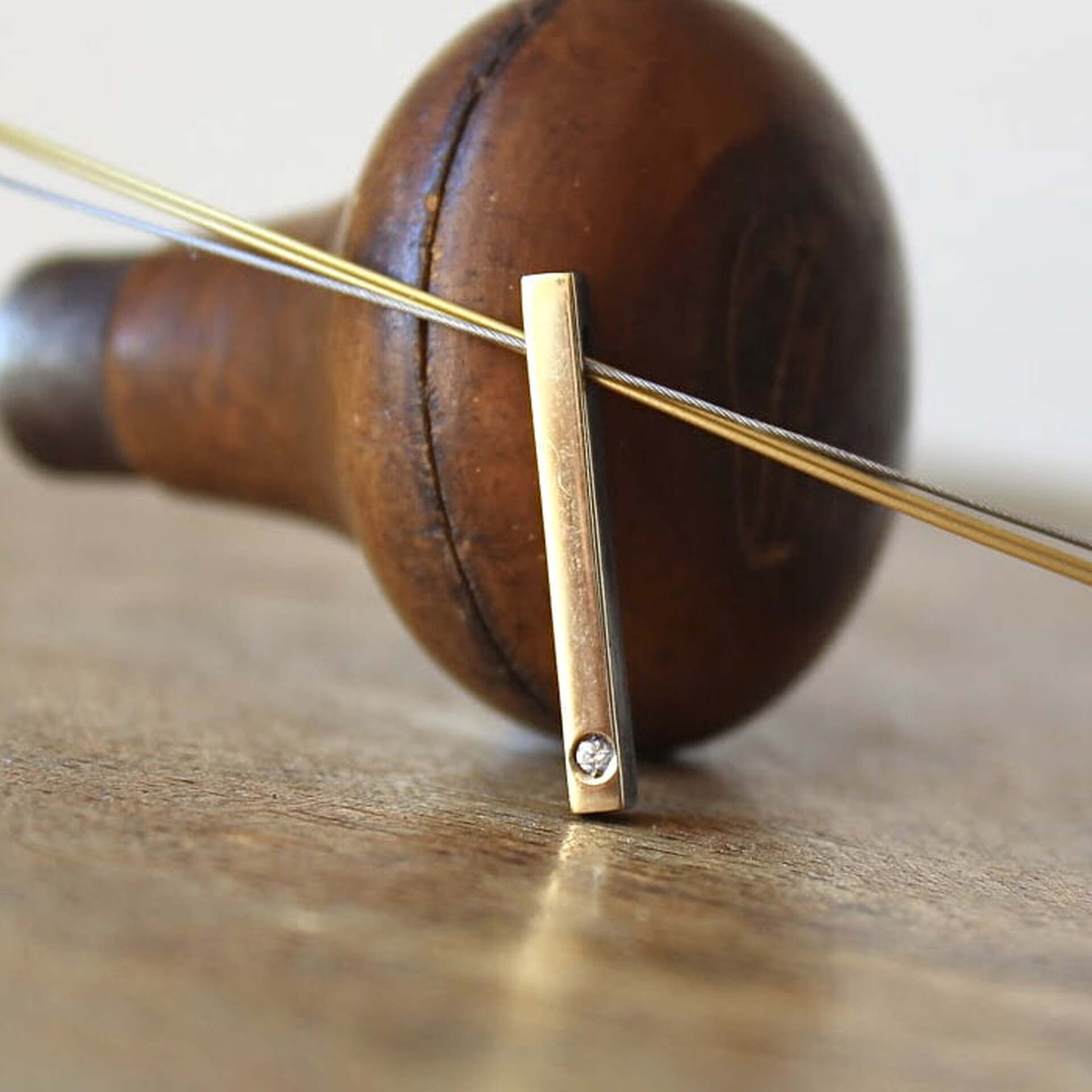 Joyas artesanales Colgante Eider Oro, Diamante y Plata