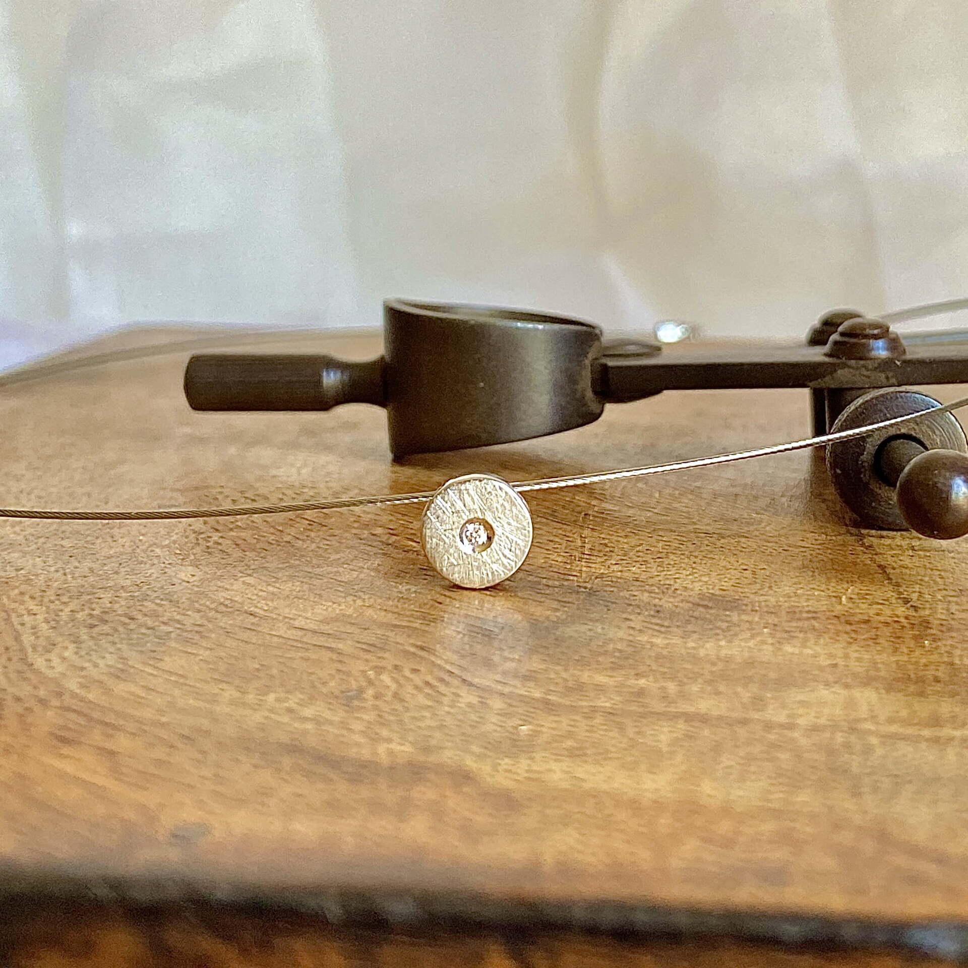 Joyas artesanales Gargantilla Elba Plata y Diamante