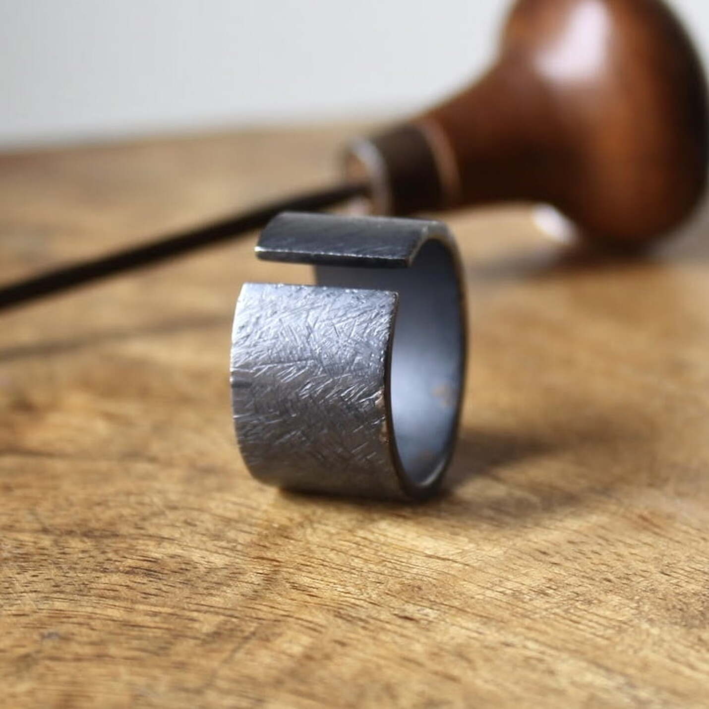 Joyas hechas a mano Anillo Rusk BLACK