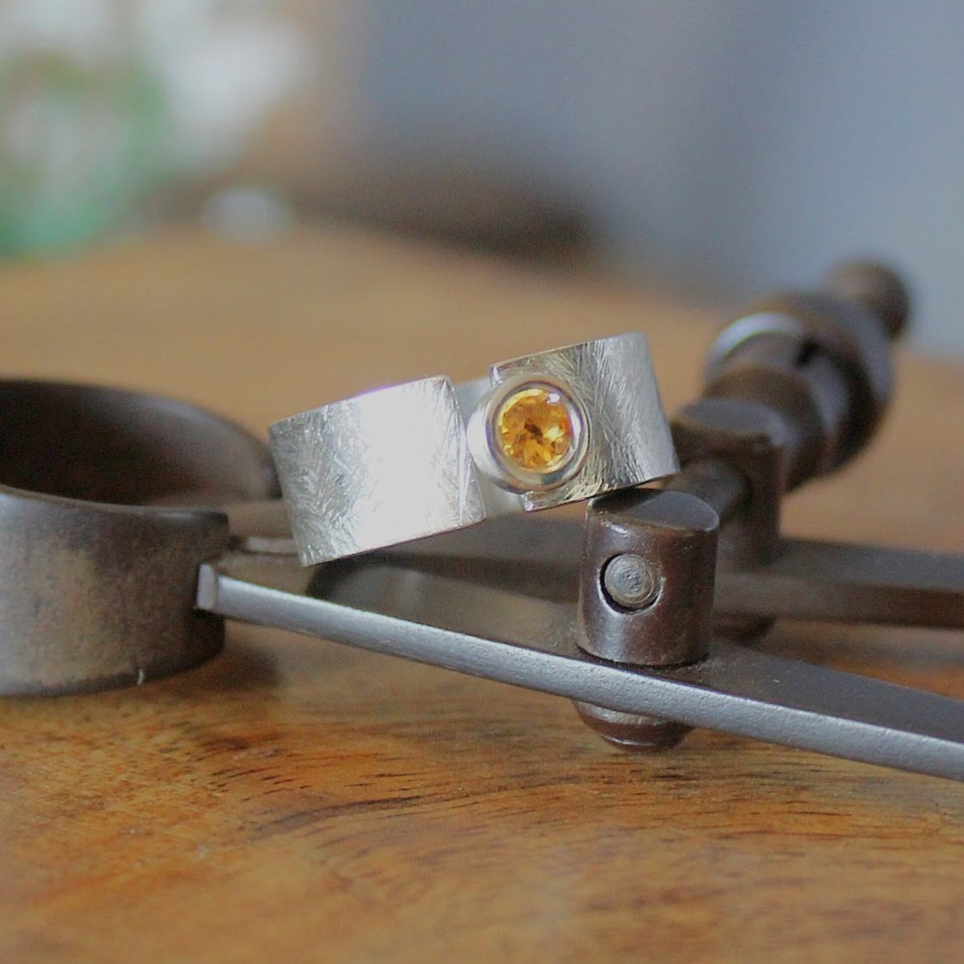 Joyas hechas a mano Anillo Fiona Plata y Citrino
